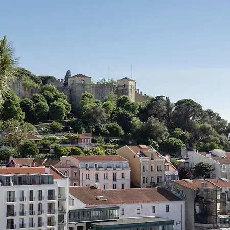 Plum Guide - Antelope Point Lisbon